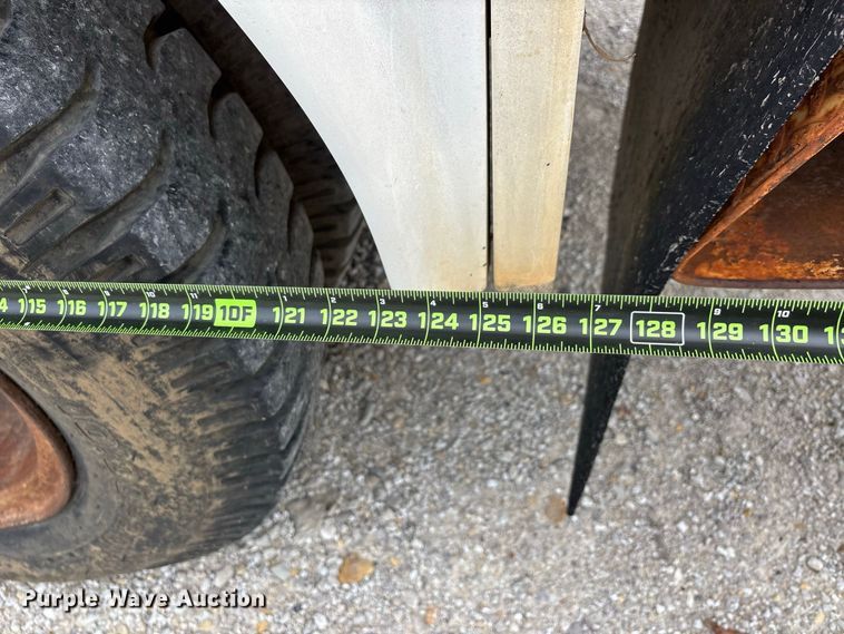 image for item ER3419 1988 GMC C7 digger derrick truck