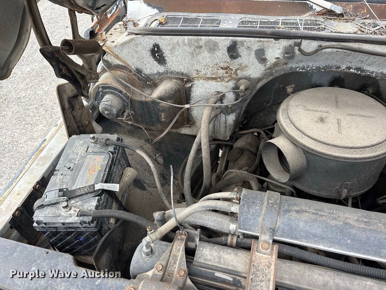 image for item ER3419 1988 GMC C7 digger derrick truck