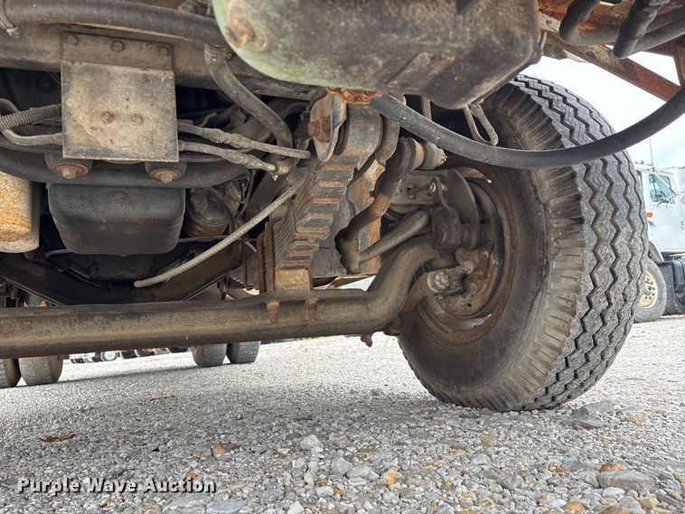 image for item ER3419 1988 GMC C7 digger derrick truck