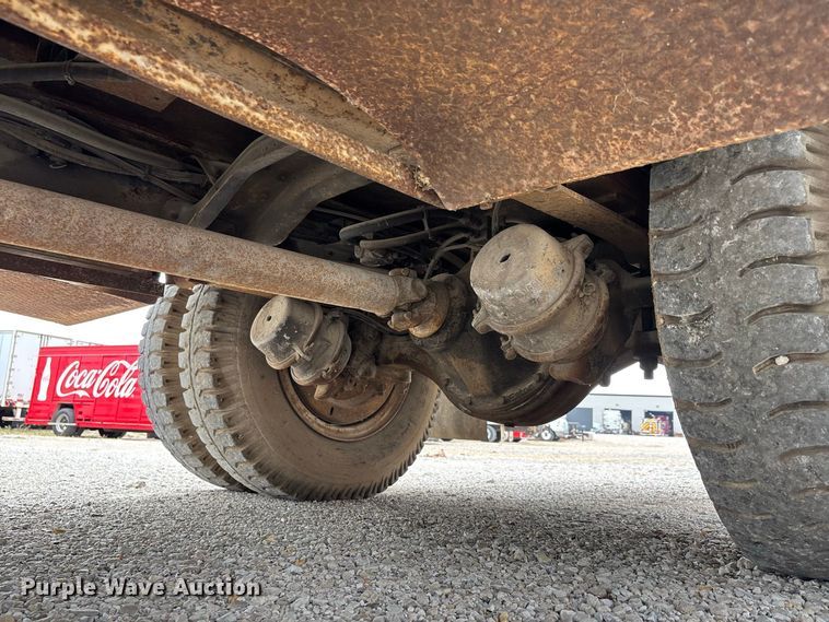 image for item ER3419 1988 GMC C7 digger derrick truck