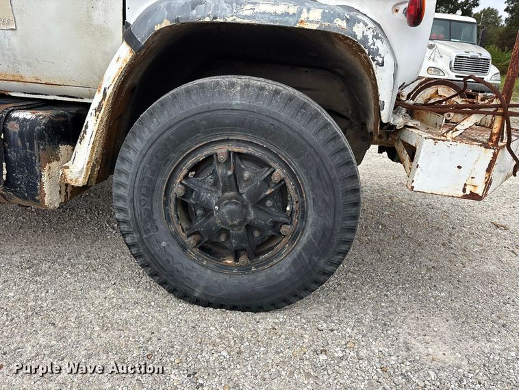 image for item ER3419 1988 GMC C7 digger derrick truck