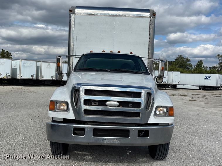 image for item ER3420 2007 Ford F650 box truck