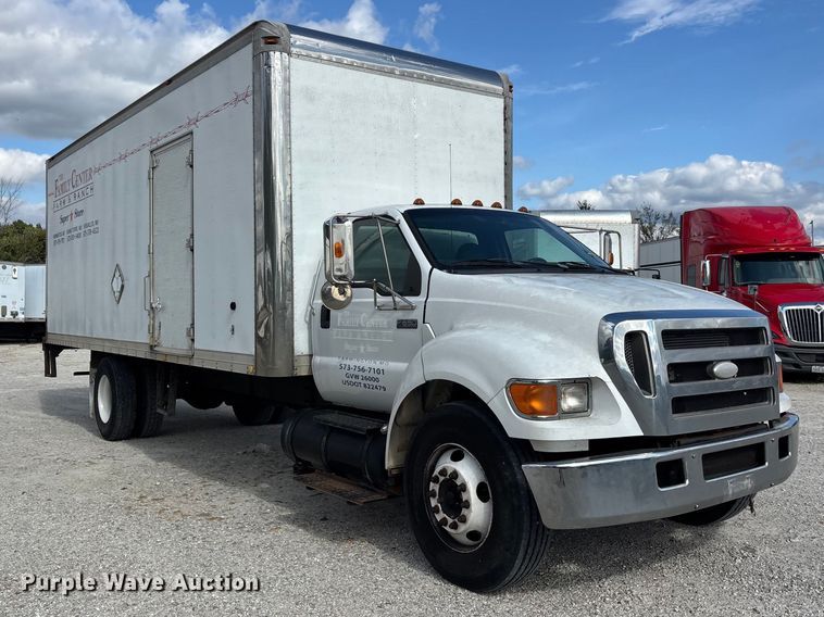 image for item ER3420 2007 Ford F650 box truck