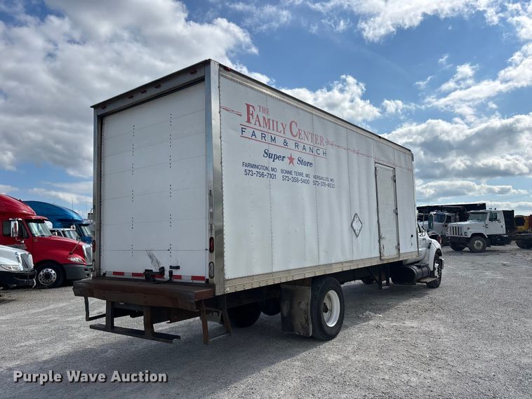 image for item ER3420 2007 Ford F650 box truck