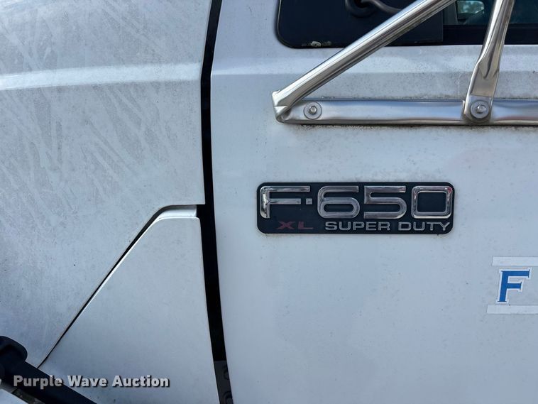 image for item ER3420 2007 Ford F650 box truck