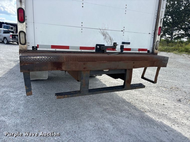 image for item ER3420 2007 Ford F650 box truck