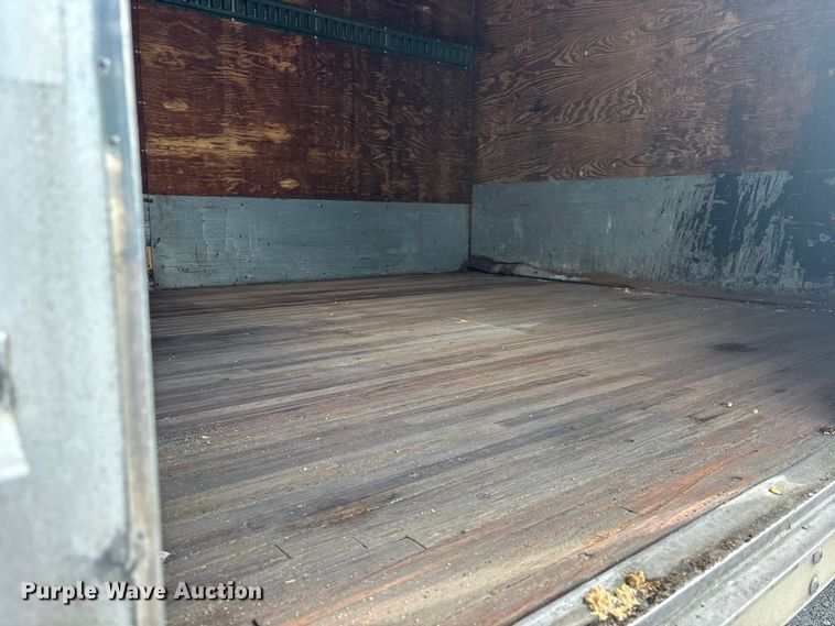 image for item ER3420 2007 Ford F650 box truck