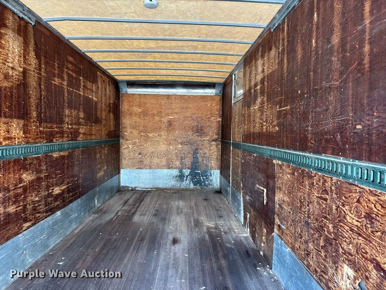 image for item ER3420 2007 Ford F650 box truck