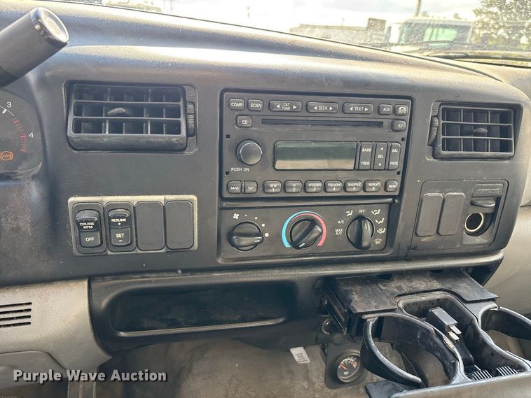 image for item ER3420 2007 Ford F650 box truck