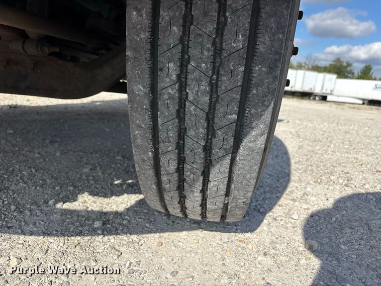image for item ER3420 2007 Ford F650 box truck