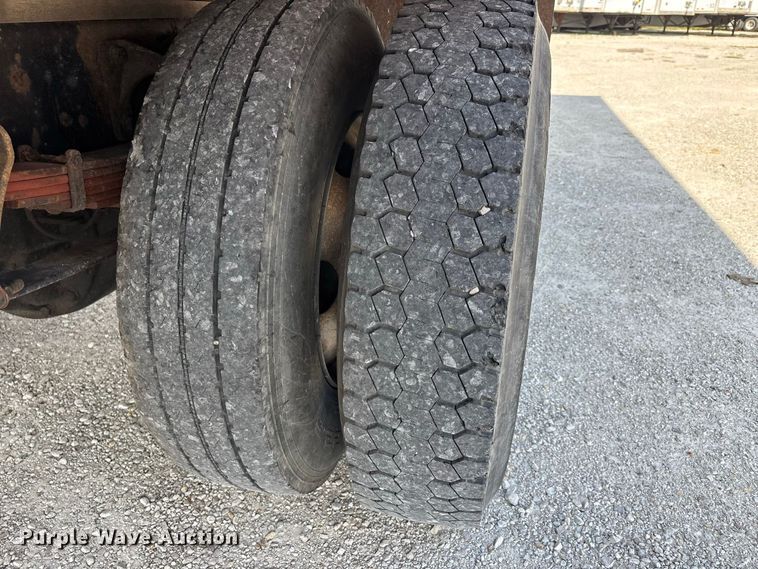 image for item ER3420 2007 Ford F650 box truck