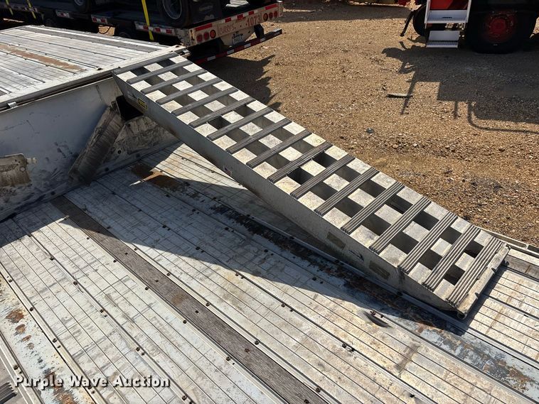 image for item ER3439 2019 Trail King TK80ACS-34 flatbed trailer