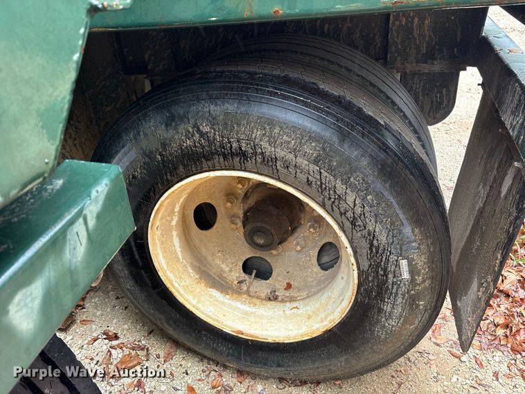 image for item ES8214 Gas buster frac tank trailer