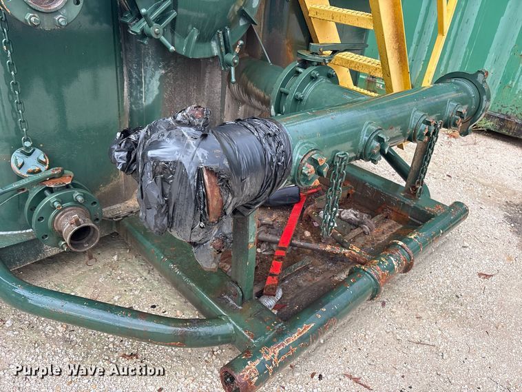 image for item ES8215 Gas buster frac tank trailer