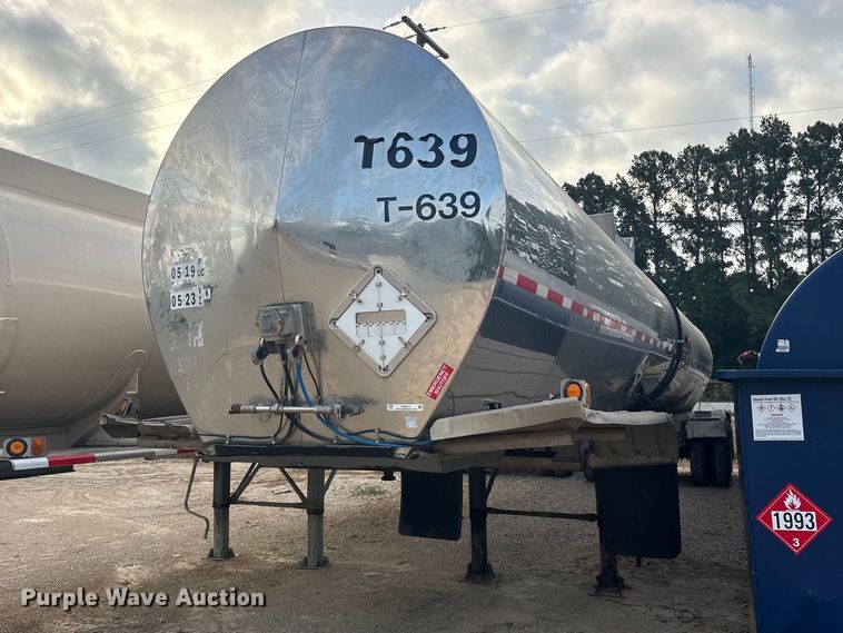 1996 Polar Tank fuel trailer