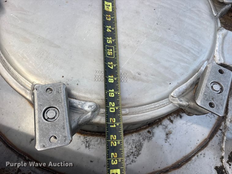 image for item ET0410 1996 Polar Tank  fuel trailer