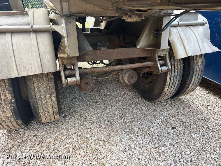 image for item ET0410 1996 Polar Tank  fuel trailer