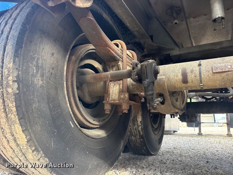 image for item ET0410 1996 Polar Tank  fuel trailer