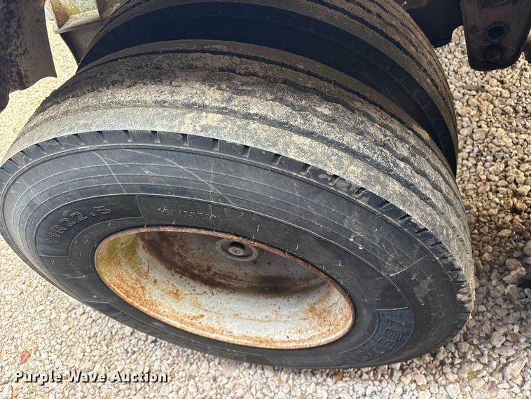 image for item ET0410 1996 Polar Tank  fuel trailer