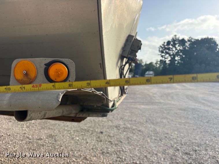 image for item ET0411 1999 Polar Tank fuel trailer