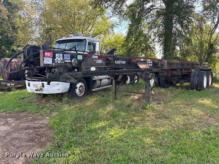 image for item ET8686 2006 Clement R0T3645BR roll-off container trailer