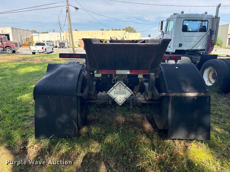 image for item ET8686 2006 Clement R0T3645BR roll-off container trailer