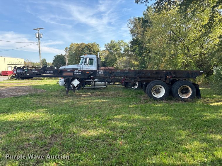 image for item ET8686 2006 Clement R0T3645BR roll-off container trailer