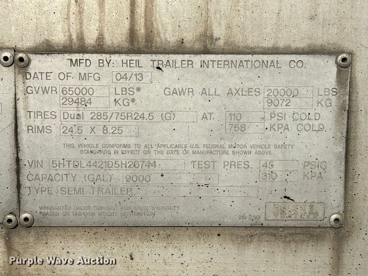 image for item EU0815 2013 Heil Trailer International fuel trailer