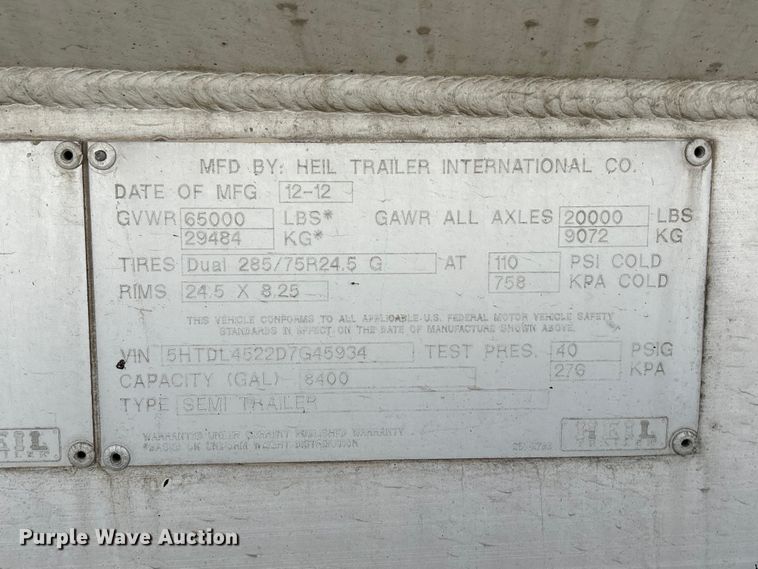 image for item EU0818 2013 Heil Trailer International fuel trailer