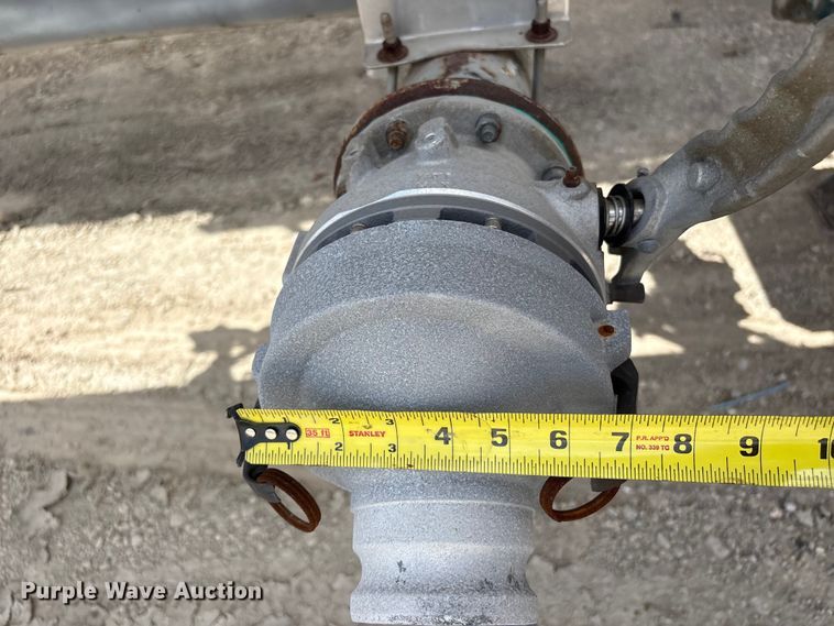 image for item EU0821 1982 Reliable Tank Inc. fuel trailer