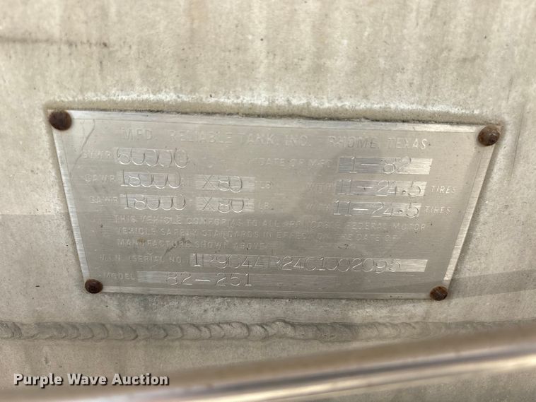 image for item EU0821 1982 Reliable Tank Inc. fuel trailer
