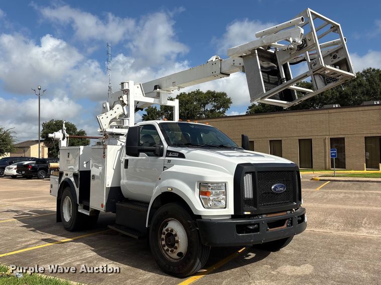 2017 Ford F750
