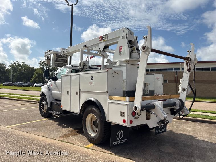 2017 Ford F750