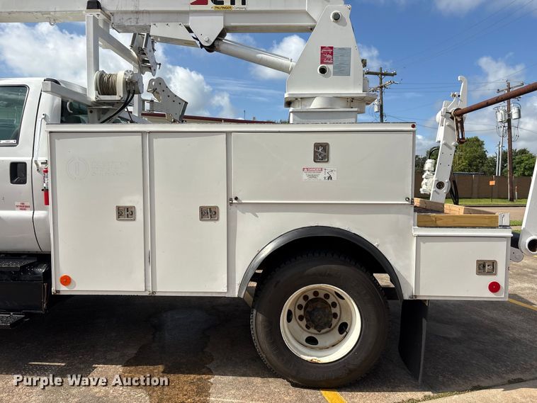 2017 Ford F750