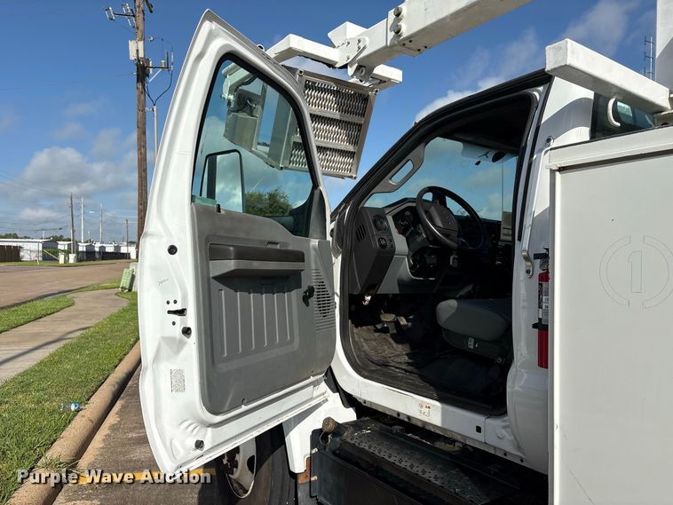 2017 Ford F750
