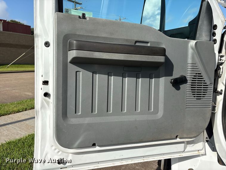 2017 Ford F750
