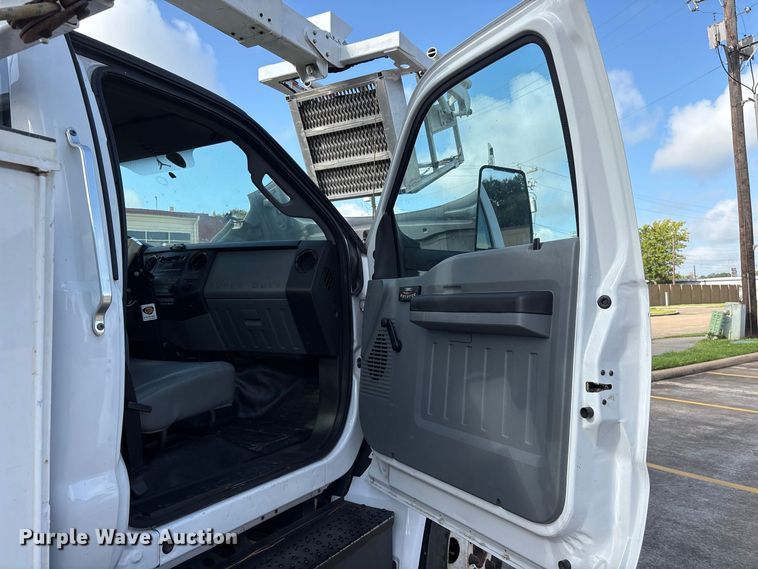 2017 Ford F750