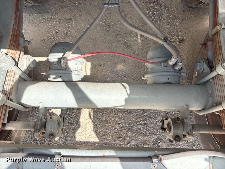 image for item EU0873 1984 Heil fuel trailer
