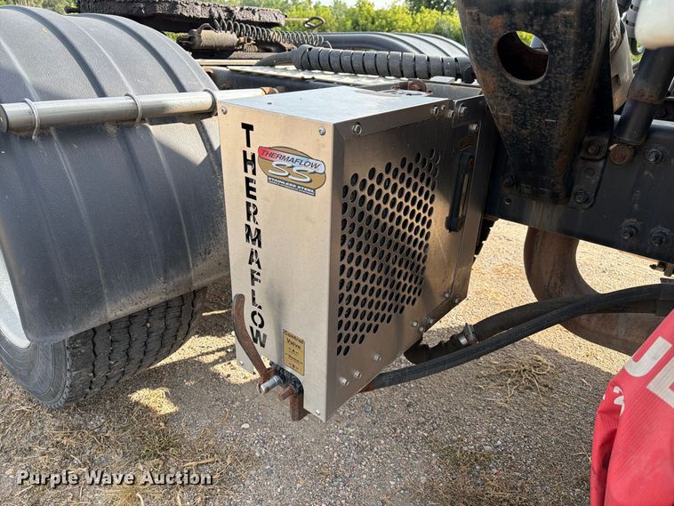 image for item EU0881 2016 Freightliner Cascadia 125 semi truck