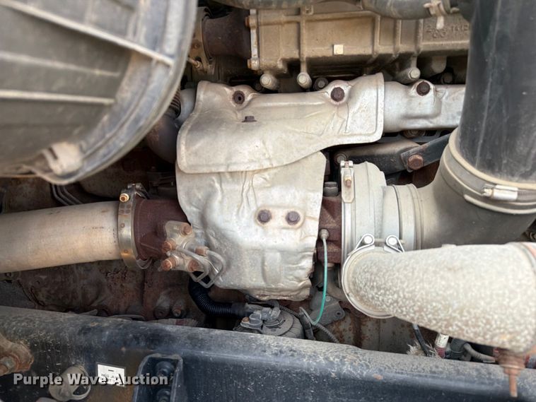 image for item EU0881 2016 Freightliner Cascadia 125 semi truck