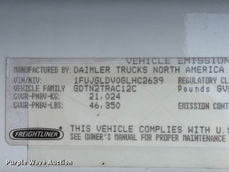 image for item EU0881 2016 Freightliner Cascadia 125 semi truck