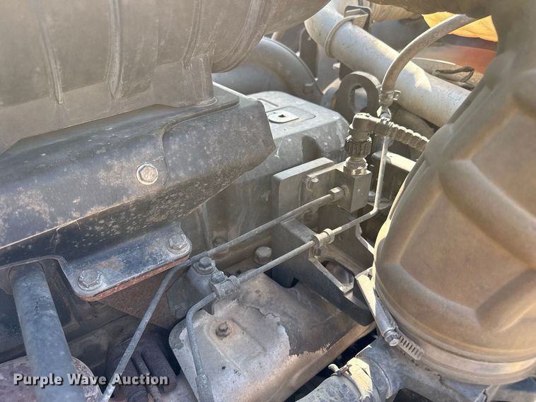image for item EW4361 2013 Kenworth T800 semi truck
