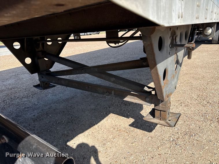 image for item EW4365 2006 Utility VS2DC dry van trailer