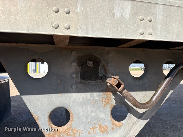 image for item EW4365 2006 Utility VS2DC dry van trailer