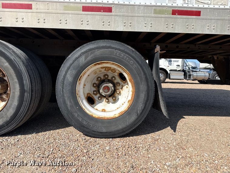 image for item EW4365 2006 Utility VS2DC dry van trailer