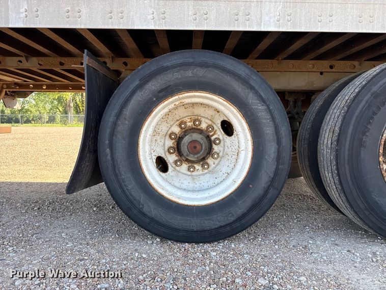 image for item EW4365 2006 Utility VS2DC dry van trailer
