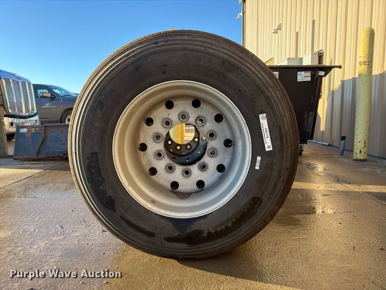 image for item EW5178 (3) Michelin 445/50R22.5 tires and wheels