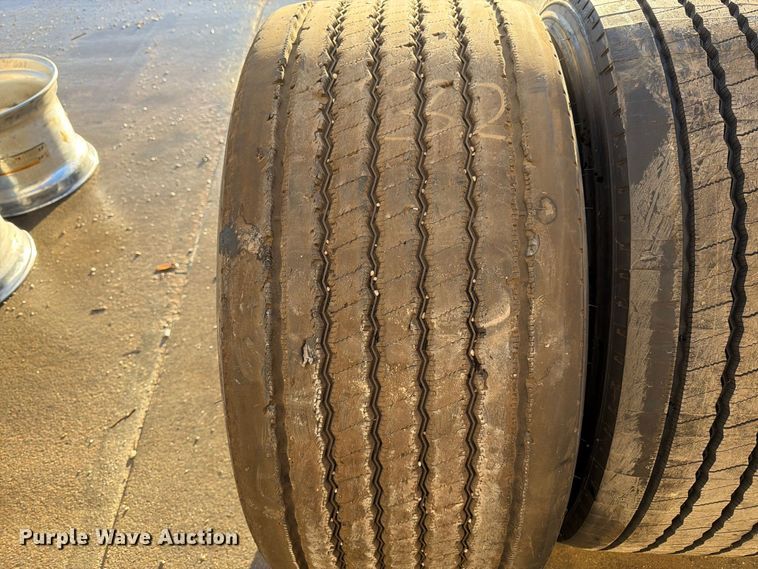 image for item EW5178 (3) Michelin 445/50R22.5 tires and wheels