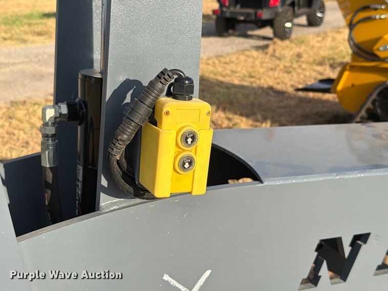 image for item EW8871 Taller De Soldadura fifth wheel wrecker
