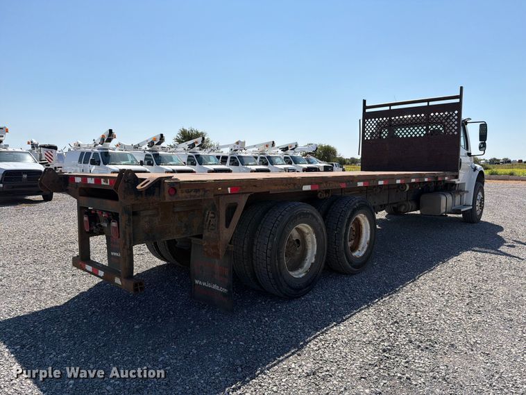 image for item EW8881 2007 Freightliner M2 flatbed truck